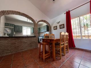 Cd-1383 Three Bedroom Villa With Pool - Viñuela - 4