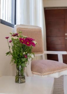 Fully Equipped 2br Apt-dt5mins To The Beach - 1