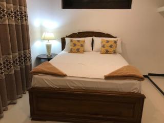 Browns Beach Villa - Negombo - 0