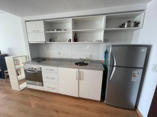 Studio Apartment on 13th Floor Above 9 de Julio Avenue - 4