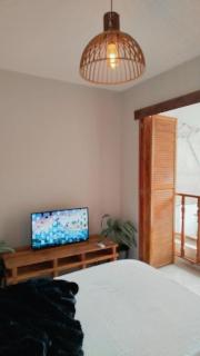 Hb4 Double Room with Private Bathroom and Balcony - 1