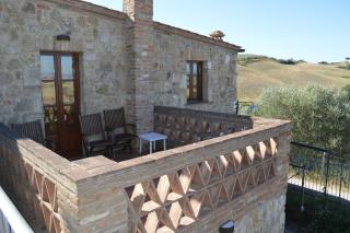 House with private garden in the Crete Senesi - 2
