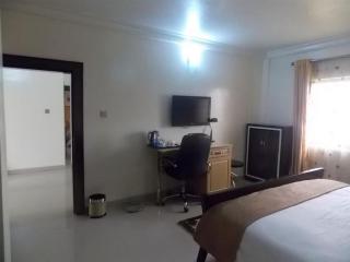 Room in Apartment - Ayalla Hotel Suites-yenogoa Royal Room - Port Harcourt - 5