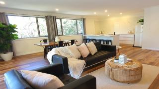 Martha Jane's - Bay Views & Tranquil Surrounds - 0