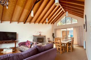 Ming's Lakeside Goldleaf Bnb - Queenstown - 2