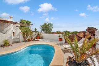 Villa with sea view and pool - Parque Holandes - 9