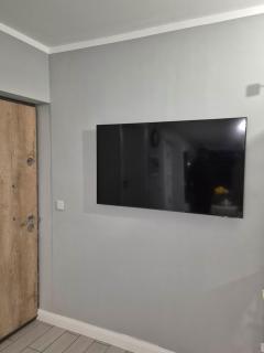 HUGO Luxury Brand New 2 Bedrooms Apartment in the Center - Craiova - 3