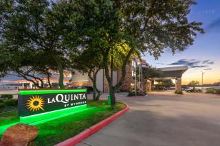 La Quinta by Wyndham Rockport - Fulton - 6