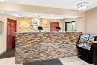 Quality Inn Middleburg Heights near Cleveland Airport - 8