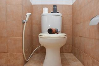 Cozy and Comfort Living Studio at Green Pramuka City Apartment By Travelio - Jakarta - 5