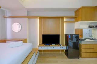 Best Deal and Tidy Studio at Evenciio Margonda Apartment By Travelio - Depok - 4