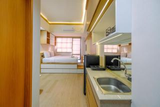 Best Deal and Tidy Studio at Evenciio Margonda Apartment By Travelio - Depok - 5