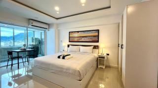 Partial Seaview Studio on 11 Floor near JungCeylon, Bangla Street - Patong Beach - 6