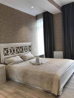 Modern Three-bedroom apartment in Avlabari with Amazing views - Tbilisi - 3