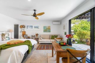 Seagrass Studio Guesthouse - By the Beach - Tairua - 4