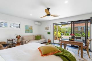 Seagrass Studio Guesthouse - By the Beach - Tairua - 2