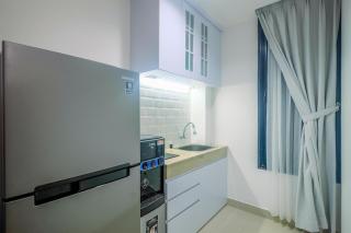 Comfort 1BR Apartment at Evenciio Margonda By Travelio - Depok - 6