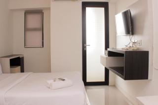 Cozy Living Studio at Urbantown Apartment Karawang By Travelio - Karawang - 7
