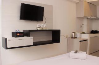 Cozy Living Studio at Urbantown Apartment Karawang By Travelio - Karawang - 6
