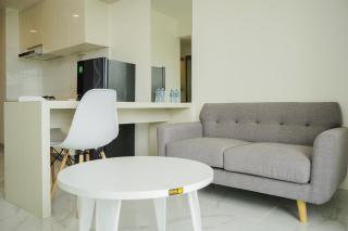 Fully Furnished and Tidy 2BR at Sky House BSD Apartment By Travelio - Tangerang - 2