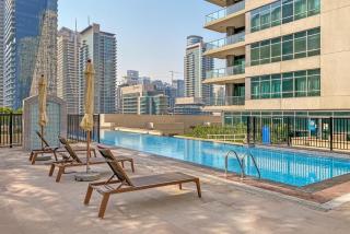 Amazing Cozy 1-Bedroom Apartment Perfect for 4 in Dubai Marina - 4
