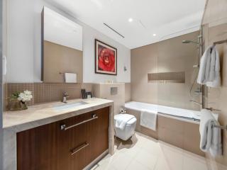 Kensington 1BR Lux flat connected to Dubai Mall - 3