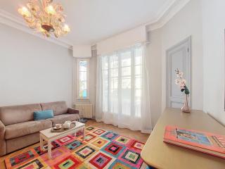 Nestor&Jeeves - ORANGE - Central - Near Sea - 8