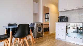 202 Le Jardin - George - 2