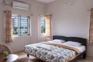 WHITE HOSUE LIVING iNN - Bangalore - 8