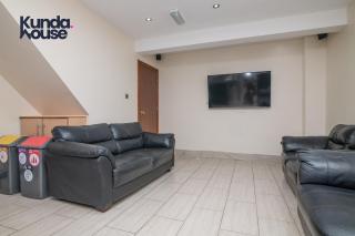 Kunda House Dawlish - Birmingham - 7