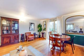 1Bed Flat with Parking and Balcony With View of the Wharf - London - 4