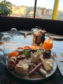 Novotel Istanbul Bomonti - Istanbul - 8