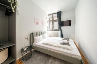 Homely Berlin - Central, Spacious, Rosenthaler Platz I Cafe - Berlino - 5
