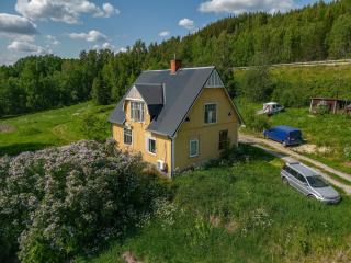 villa med 4 sovrum högst upp på stor gård - 0