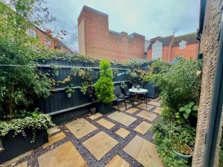 2 bed central location - no parking - Stratford-upon-Avon - 1
