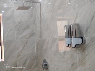 Silver Moon Guest Lodge - 3