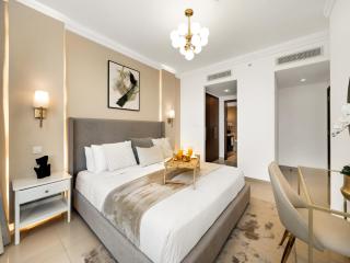 Iconic Burj View 2BR with Mall Link - 3