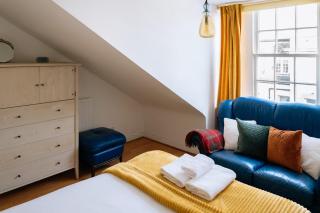 Charming 3 Bedroom Apartment in the Heart of Vibrant Old Town - Edimburgo - 8