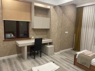 Cozy 3 bed apartment for 4 people with 2 restrooms in minimalist style fully equipped - Bakoe - 6