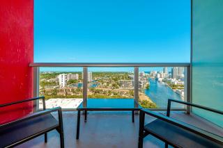 Lovely Studio with Amazing Views - Hallandale Beach - 0