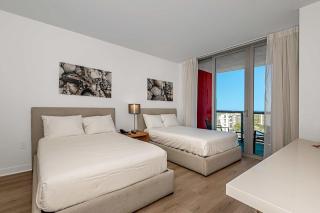 Lovely Studio with Amazing Views - Hallandale Beach - 9
