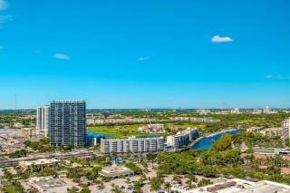 Lovely Studio with Amazing Views - Hallandale Beach - 1
