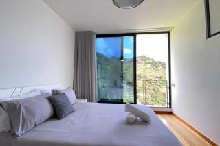 Salt and Pepper House - Machico - 6