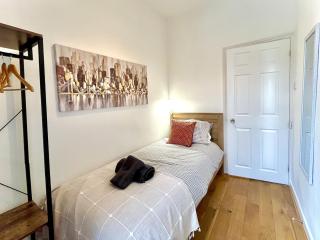 Modernised 3-bed home in Bamber Bridge, Preston - Bamber Bridge - 4