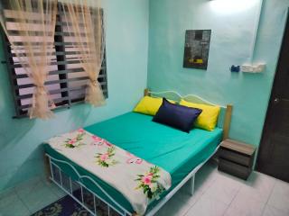 Udemie Homestay - Kampung Saberang Balok - 4