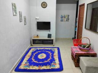 Udemie Homestay - Kampung Saberang Balok - 7