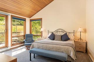 Townhome with Ski-in Access near Pool and Spa by The Woodrun V Townhouses - 2