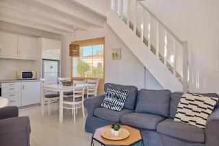 Villa Cleo Periyali - 1