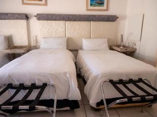 Sleepers Villa Guesthouse - 5