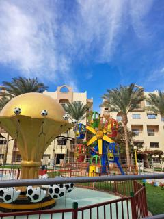 Beach front 2BR at elkarma hotel & aqua park - Hurghada - 1